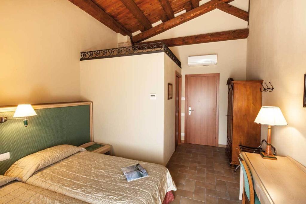 Hotel Residence Diamantina Ferrara Room photo