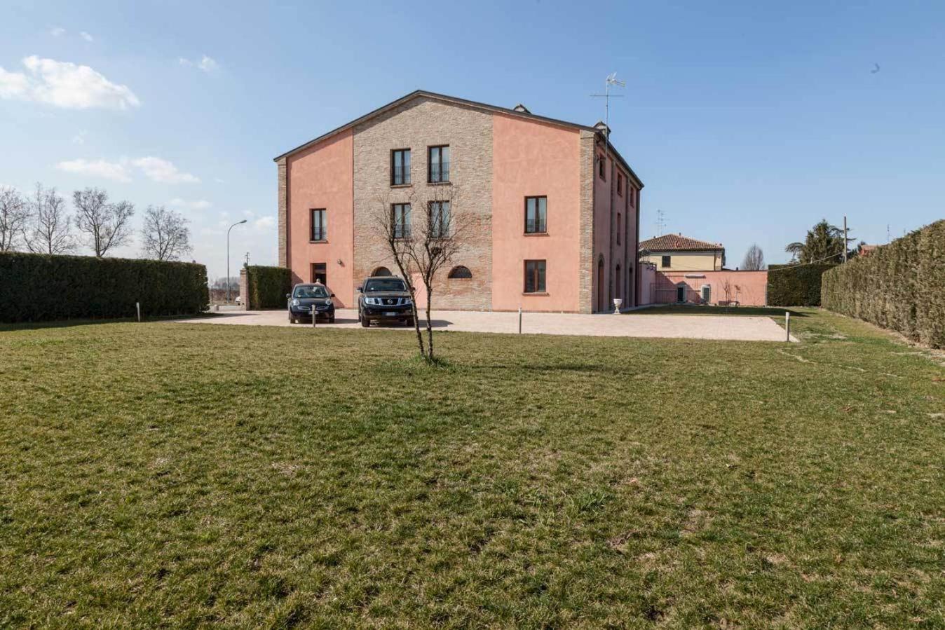 Hotel Residence Diamantina Ferrara Exterior photo